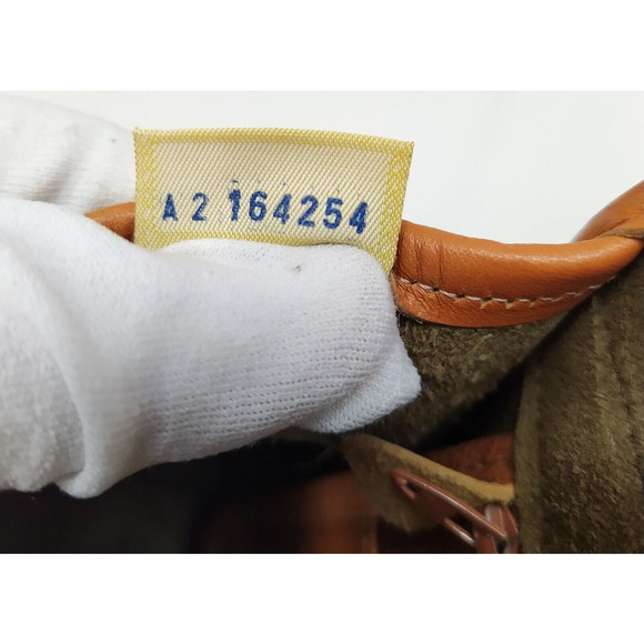 Dooney & Bourke Green Pebbled Leather Buckler Crossbody Bag -Vintage Made in USA - Picture 12 of 15